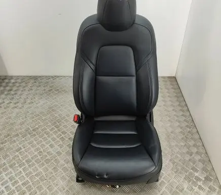 Tesla Model 3 Front driver seat 145694200C