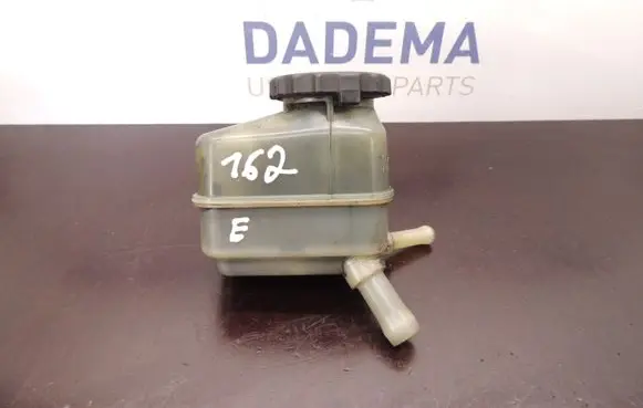 Toyota Avensis T220 Power steering fluid tank/reservoir D162