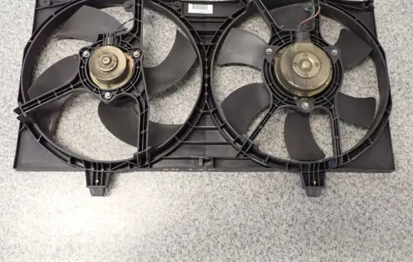 Nissan Almera N16 Air conditioning (A/C) fan (condenser) 