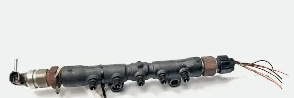 Toyota Corolla Verso E121 Fuel main line pipe