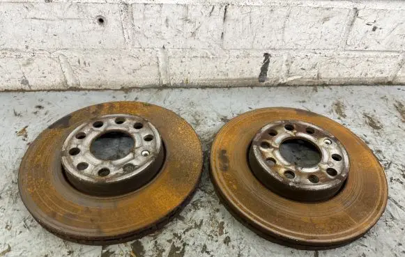Volkswagen Golf VIII Front brake disc