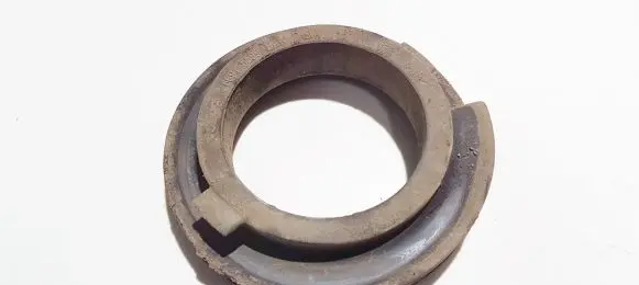 Volvo XC60 Front coil spring rubber mount 6g915599baa 6g91-5599-baa