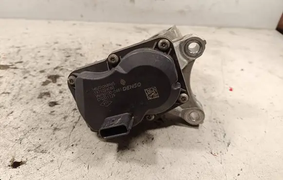 Nissan X-Trail T32 Throttle valve H8201068965