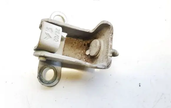 Citroen C3 Picasso Tailgate/trunk/boot hinge 573420 841098