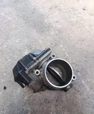 Volkswagen Crafter Throttle valve 076128063