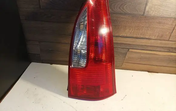 Mazda Premacy Rear/tail lights 22061908