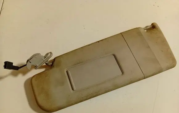 Volkswagen PASSAT B5.5 Sun visor 3B0857551