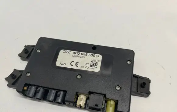 Audi A6 S6 C5 4B Antenna control unit 4D0035530C 12020000