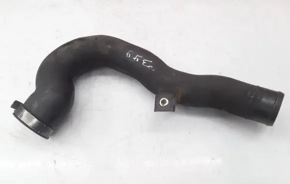 Nissan Almera N16 Intercooler hose/pipe