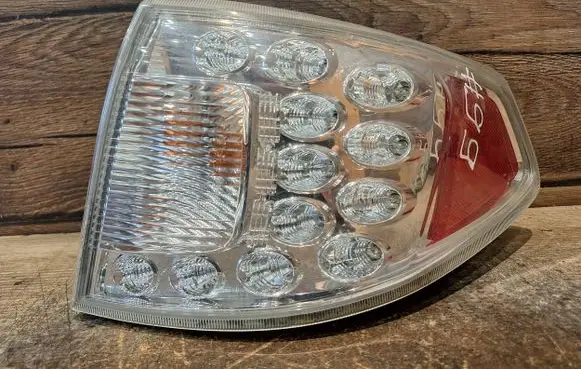 Subaru Impreza III Rear/tail lights 22020035 A045053 12250