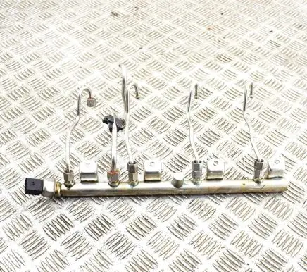 BMW 5 F10 F11 Fuel main line pipe 7547600 7537319