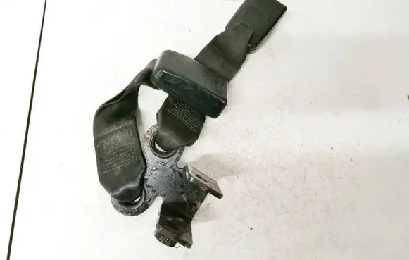 Ford Maverick Rear seatbelt buckle