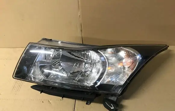 Chevrolet Cruze II Headlight/headlamp