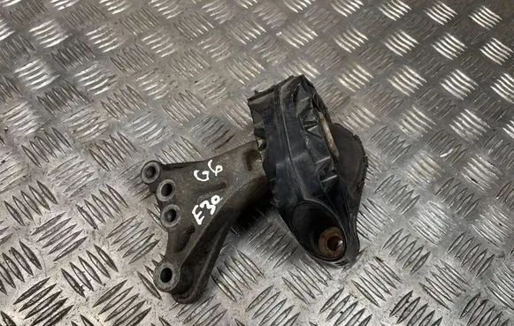 Citroen C3 Engine mount bracket 9676780580