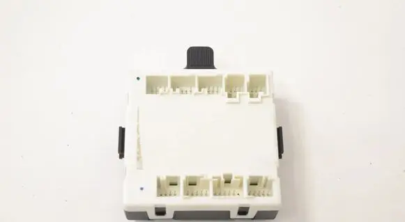 Audi Q3 8U Door control unit/module 