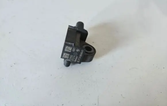 BMW X5 F15 Airbag deployment crash/impact sensor 9196043