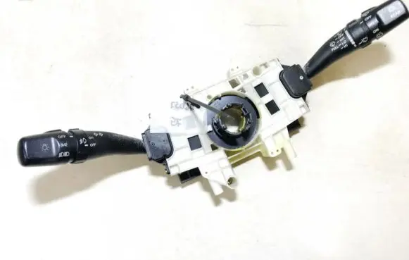 KIA Cerato Wiper turn signal indicator stalk/switch