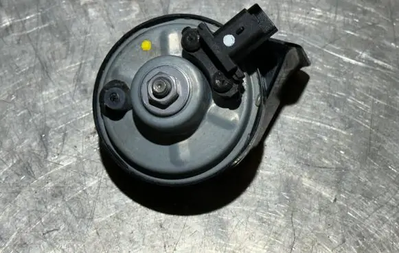 Citroen C4 III e-C4 Horn signal 9827213580