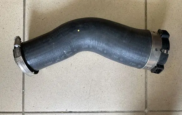 Mercedes-Benz AMG GT R190 C190 Intercooler hose/pipe A1780940091