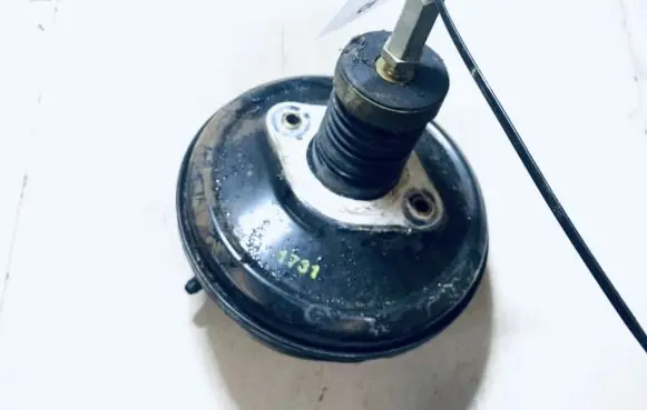 Volkswagen PASSAT B5.5 Brake booster 4b3612105 f41k