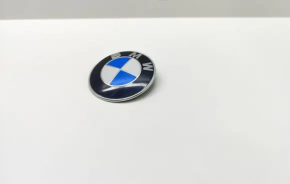BMW 5 E60 E61 Manufacturer badge logo/emblem 8132375 813237505 10333410