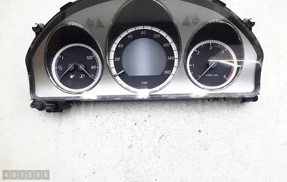 Mercedes-Benz C W204 Speedometer (instrument cluster) a2044400811