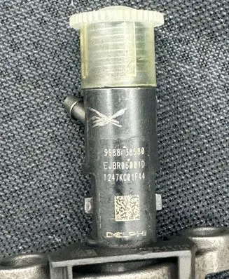 Peugeot 508 Fuel injectors set 968838580