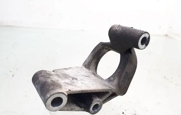Opel Vectra C Driveshaft support bearing bracket 13107615 644124471