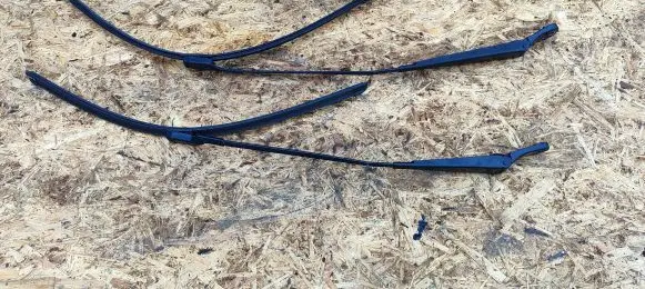 Peugeot 5008 Front wiper blade arm 9672059480 9683098980