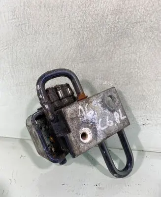 Front door lower hinge