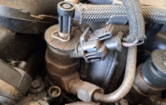 Honda CR-V Fuel injector 0445110297