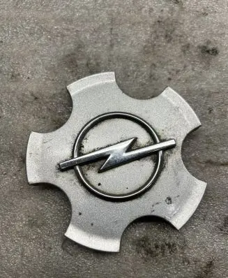 Opel Vectra C R20 wheel hub/cap/trim 90576630EJ