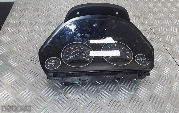 Speedometer (instrument cluster)