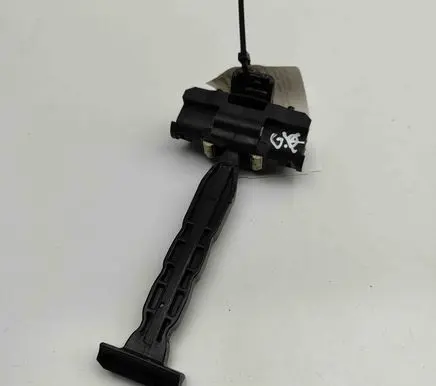 BMW iX Rear door check strap stopper 8494929