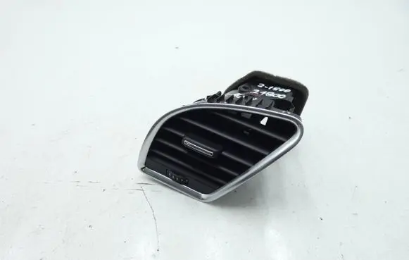 Audi A5 Sportback 8TA Dashboard side air vent grill/cover trim 8T2820901B