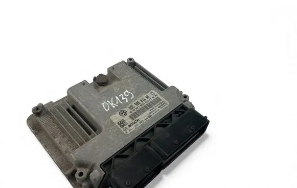 Volkswagen Scirocco Engine control unit/module ECU 03C906016AH 0261S05805