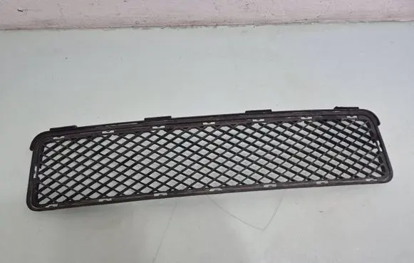 Hyundai Tucson JM Front bumper lower grill 865612E000