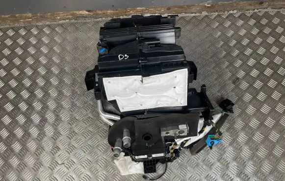 Peugeot 2008 II Interior heater climate box assembly 9830697580