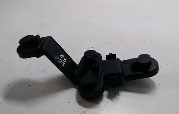 Volvo S60 Tail light bulb cover holder 153851