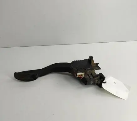 Iveco Daily 5th gen Accelerator throttle pedal 5801333490