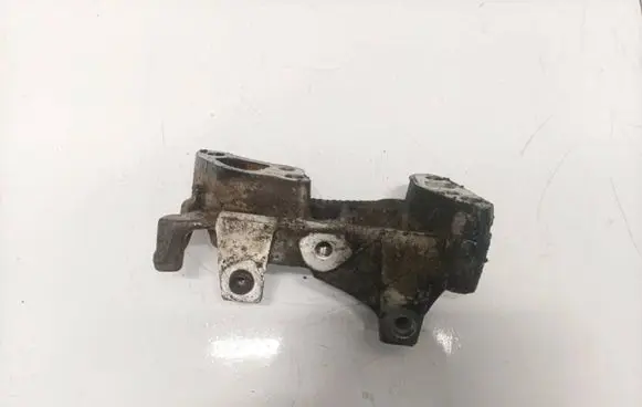 Peugeot 3008 I Engine mounting bracket 9688615780