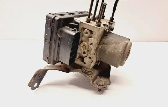 Toyota Corolla Verso E121 ABS Pump 8954113040 4451013070 FBK1210353