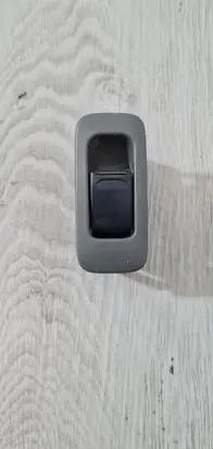 Suzuki Jimny Quarter vent window switch 