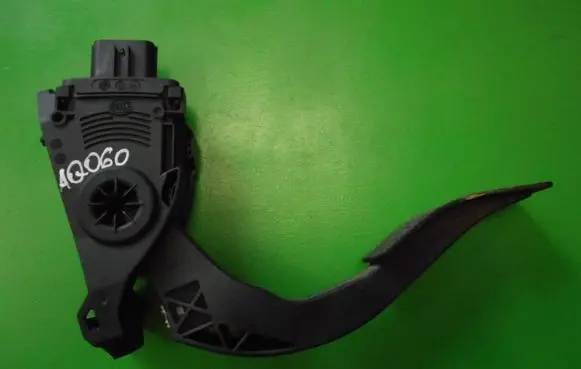 Audi Q5 SQ5 Accelerator throttle pedal 8K1723523A AQ060