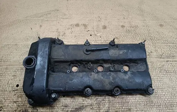 Rocker cam cover
