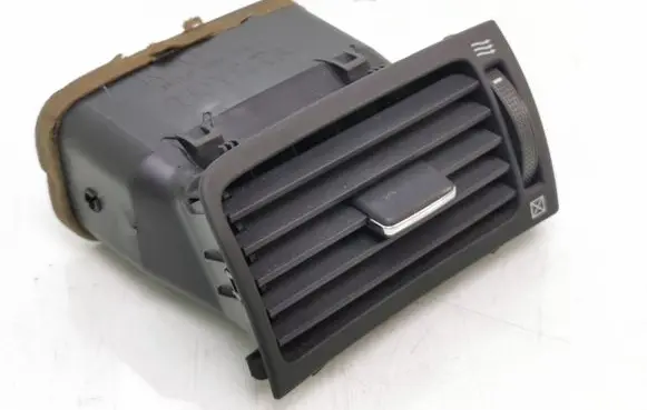 Toyota Avensis T250 Dashboard side air vent grill/cover trim 8221 8518