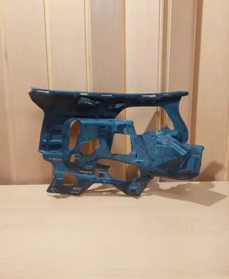 Volvo V60 Front bumper mounting bracket 31323841