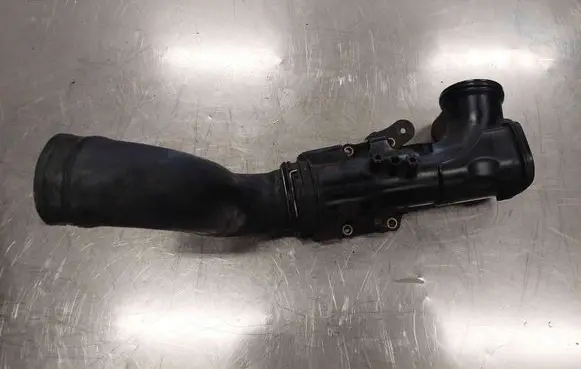 Mercedes-Benz Vito Viano W639 Intercooler hose/pipe A6460901837
