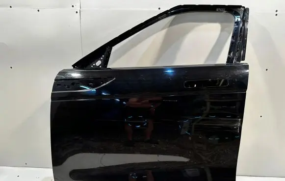 Land Rover Evoque II Front door