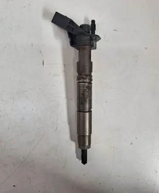 Mercedes-Benz C W204 Fuel injector A6420701387 070927 0445115